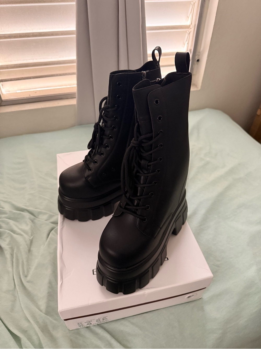 Titan-22cm (8.7") Ultimate Invisible Height-Increasing Boots
